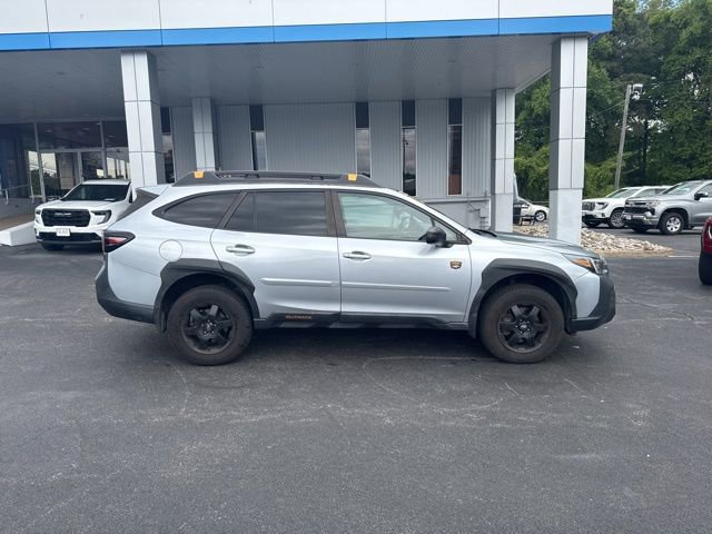 Used 2022 Subaru Outback Wilderness AWD/4WD image 23