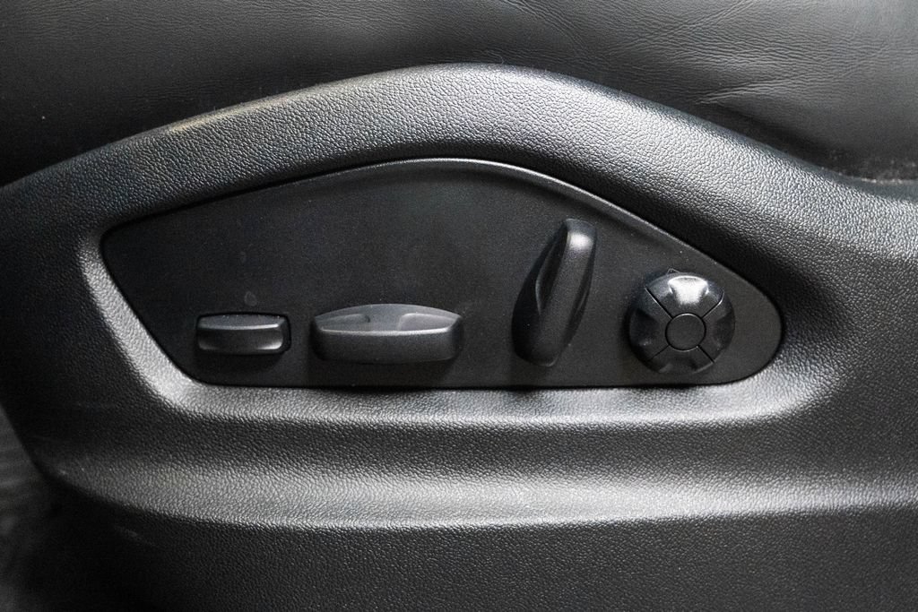 New 2025 Porsche Cayenne Coupe AWD/4WD image 21