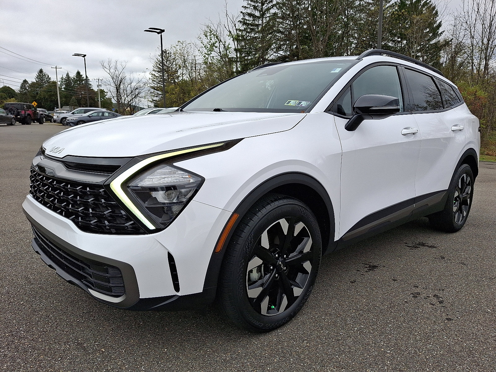 Used 2023 Kia Sportage X-Line image 3