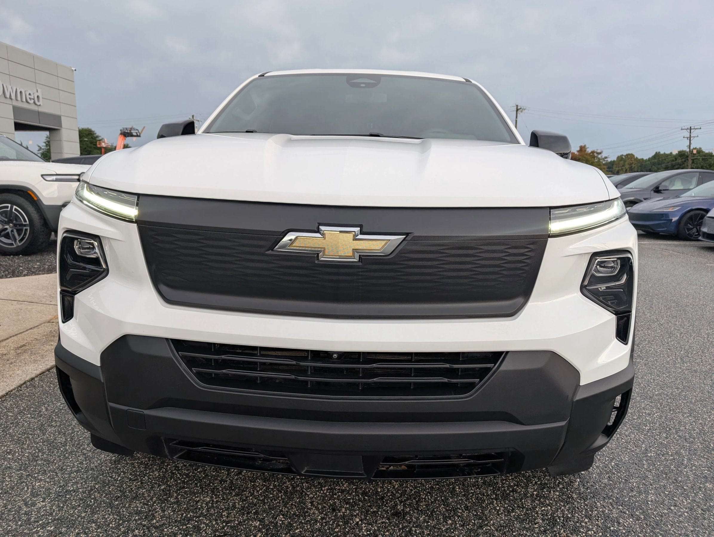 Used 2024 Chevrolet Silverado EV W/T AWD/4WD image 24