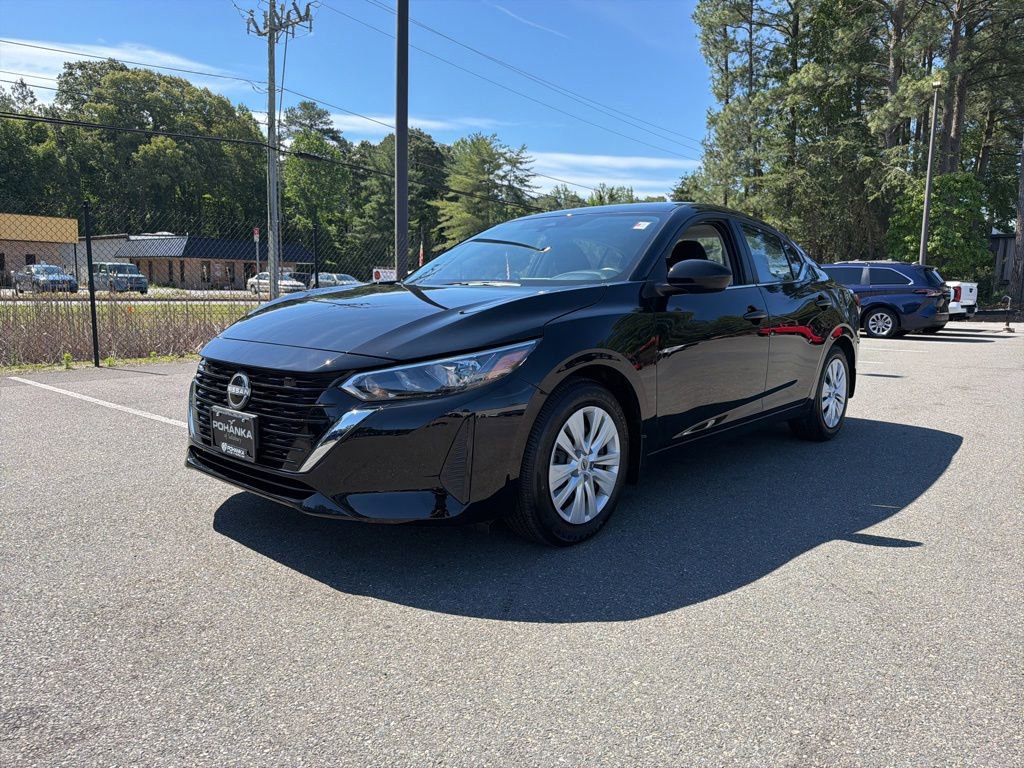 Used 2025 Nissan Sentra S FWD image 2