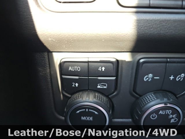 Used 2023 Chevrolet Suburban LT image 20