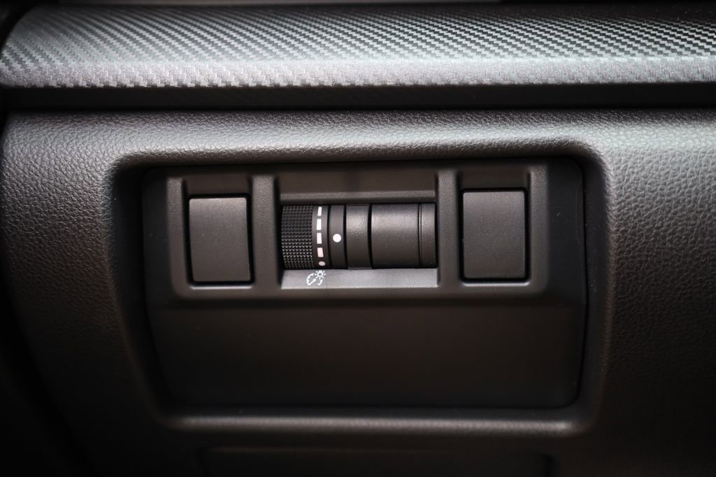 Certified 2024 Subaru Crosstrek 2.5i Limited w/ Crosstrek Mirror Package image 19