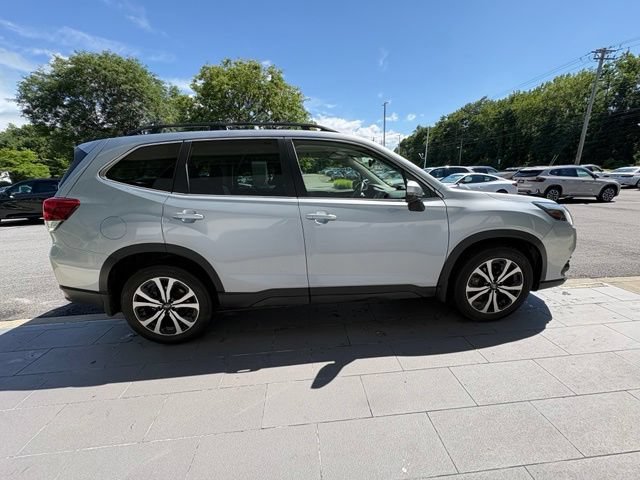 Used 2023 Subaru Forester Limited AWD/4WD image 6