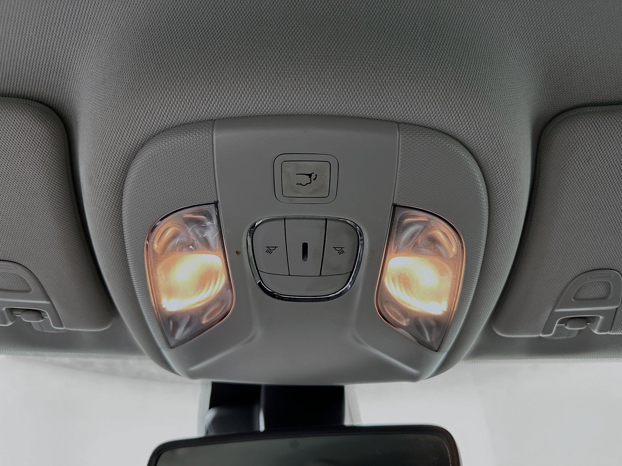 Used 2022 Jeep Compass Limited w/ Elite Group image 18