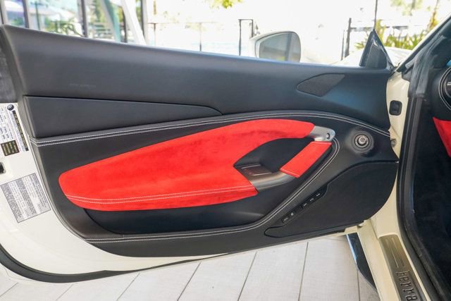 Used 2021 Ferrari F8 Tributo image 48