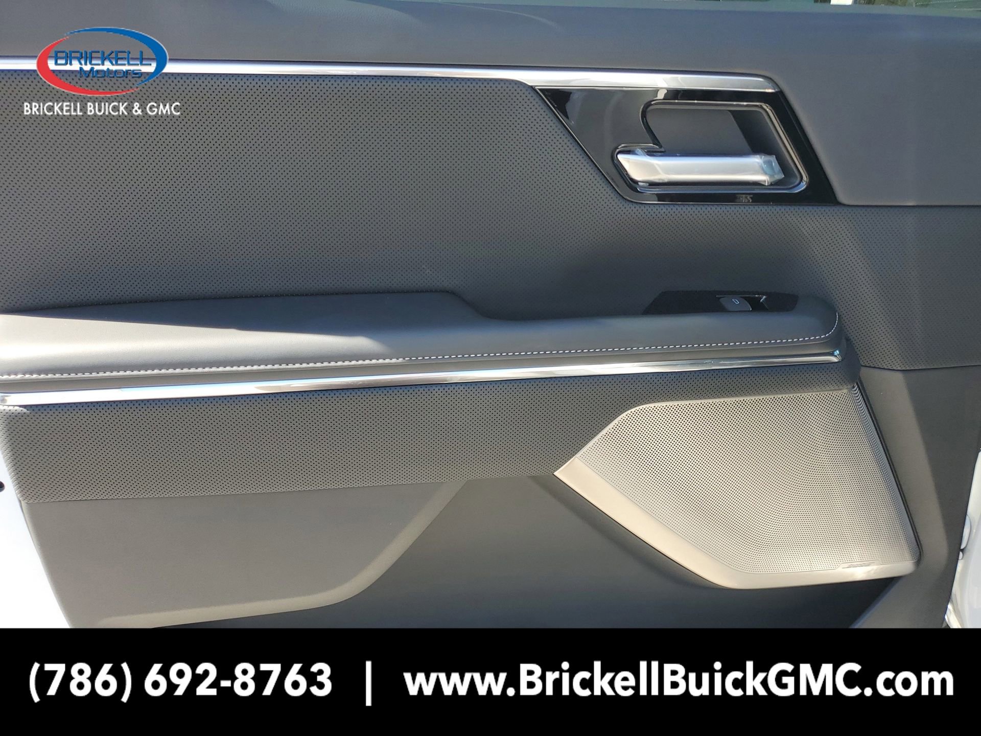New 2025 GMC Sierra EV Denali AWD/4WD image 9