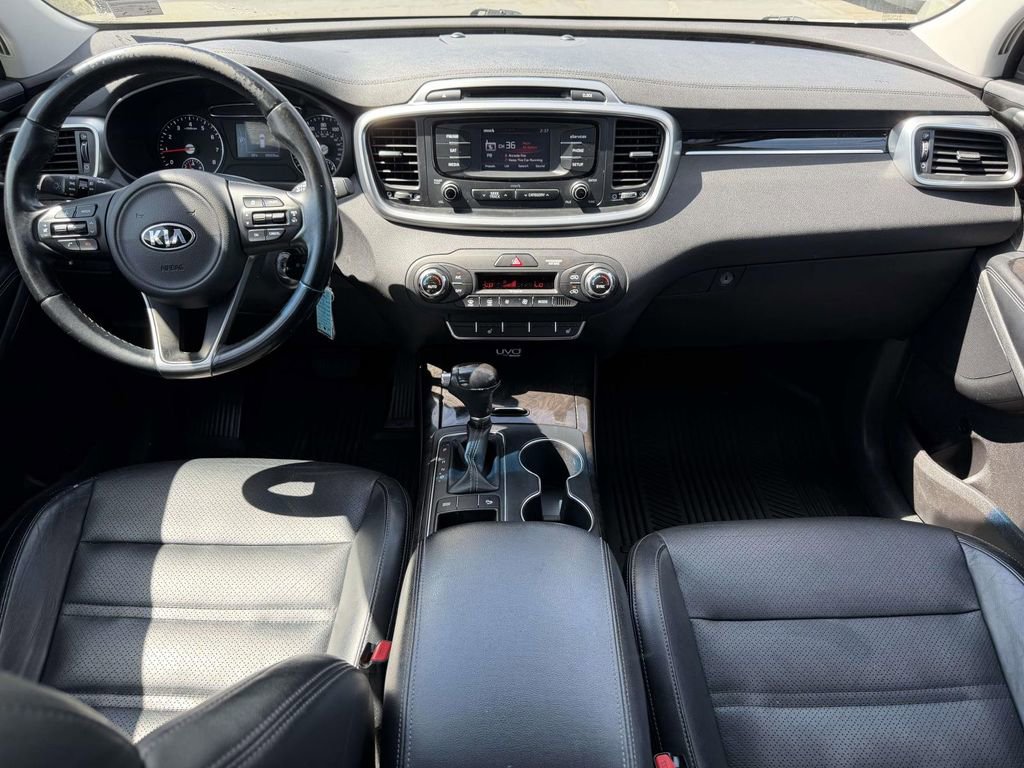 Used 2016 Kia Sorento EX image 20