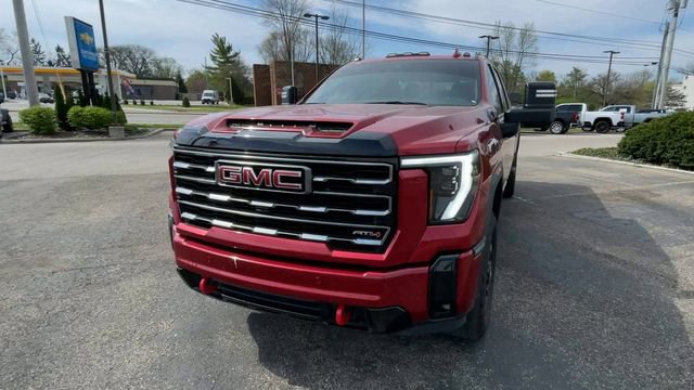 Used 2025 GMC Sierra 2500 AT4 w/ AT4 Premium Plus Package AWD/4WD image 5
