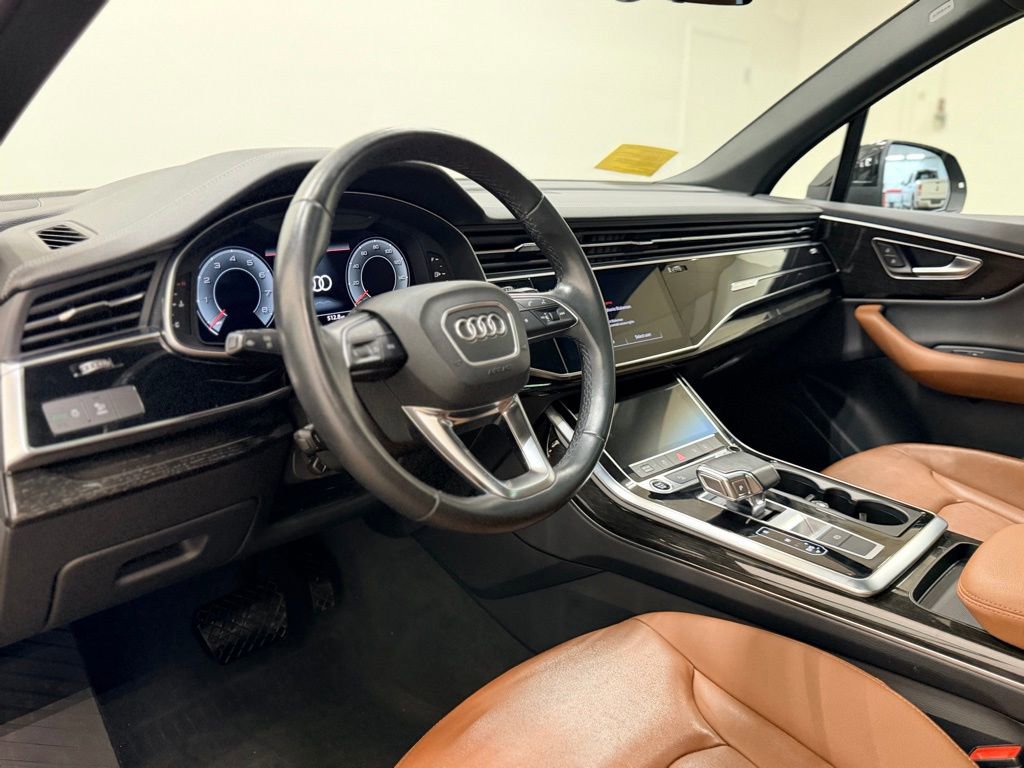 Used 2023 Audi Q7 3.0T Premium w/ Convenience Package image 12