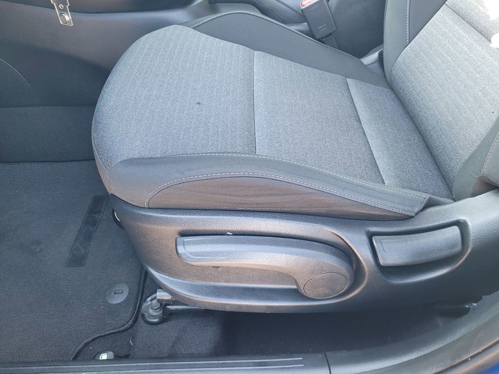 Used 2021 Kia Soul GT-Line FWD image 27
