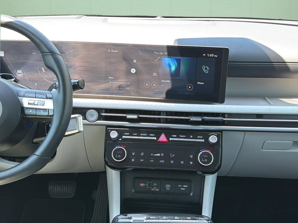 Certified 2025 Hyundai Tucson Limited FWD image 23