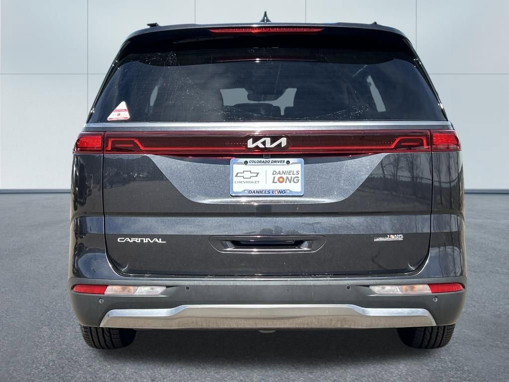 Used 2023 Kia Carnival SX Prestige image 4