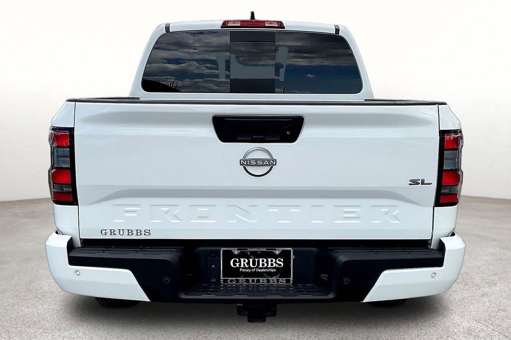 Certified 2024 Nissan Frontier SL w/ Technology Package image 6