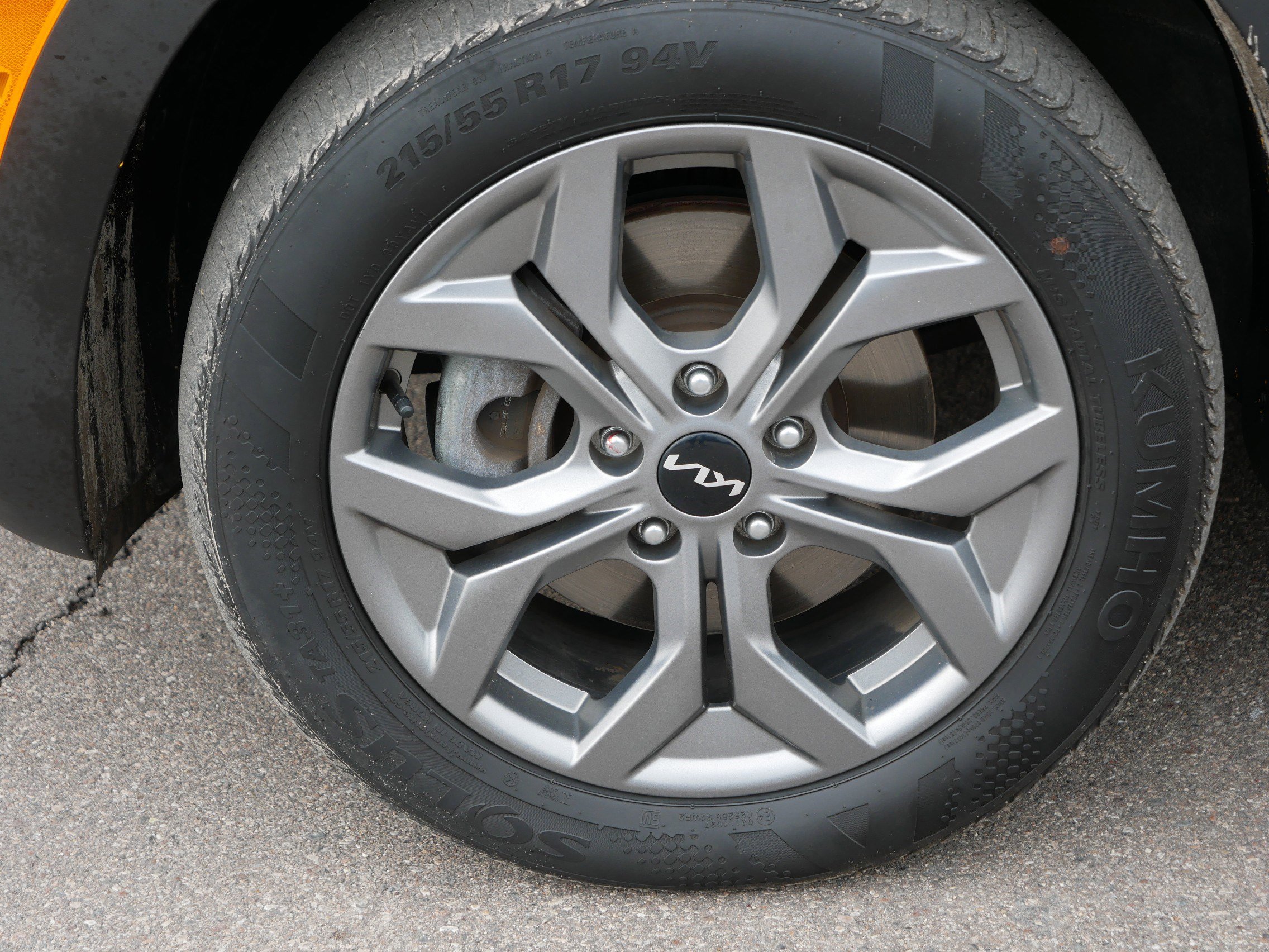 Certified 2024 Kia Seltos LX AWD/4WD image 15