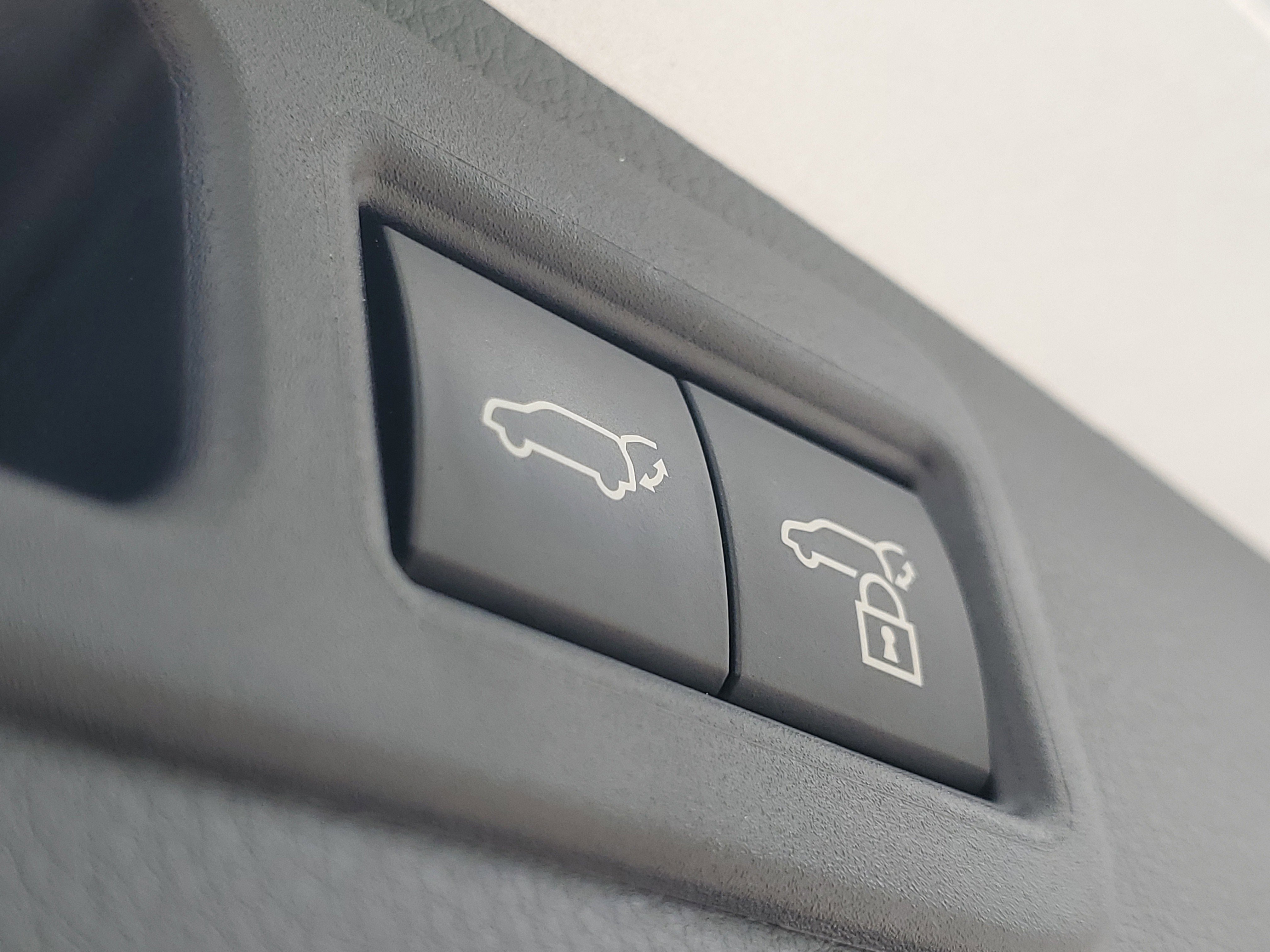 Used 2025 Lexus RX 350 FWD w/ Technology Package image 9