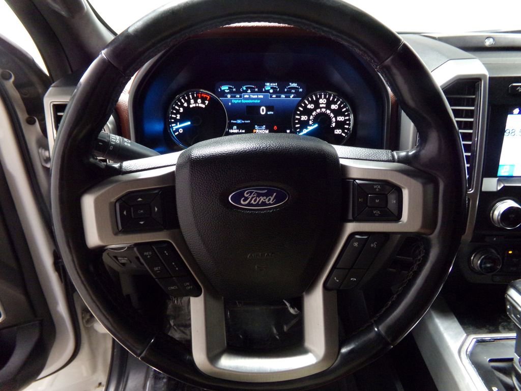 Used 2018 Ford F150 Platinum w/ Equipment Group 701A Luxury image 23