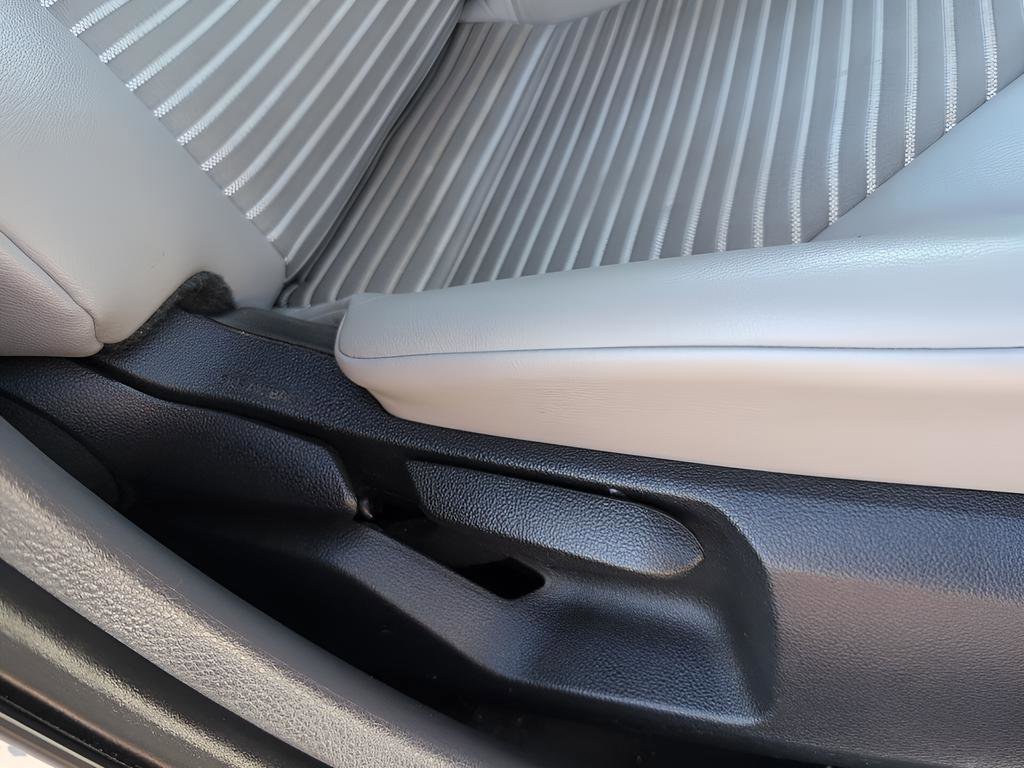 Used 2023 Toyota Camry SE image 38