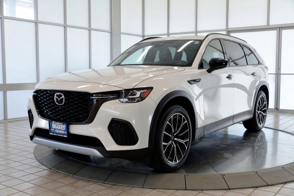 Certified 2025 MAZDA CX-70 Plug-In Hybrid w/ Premium Plus AWD/4WD image 4