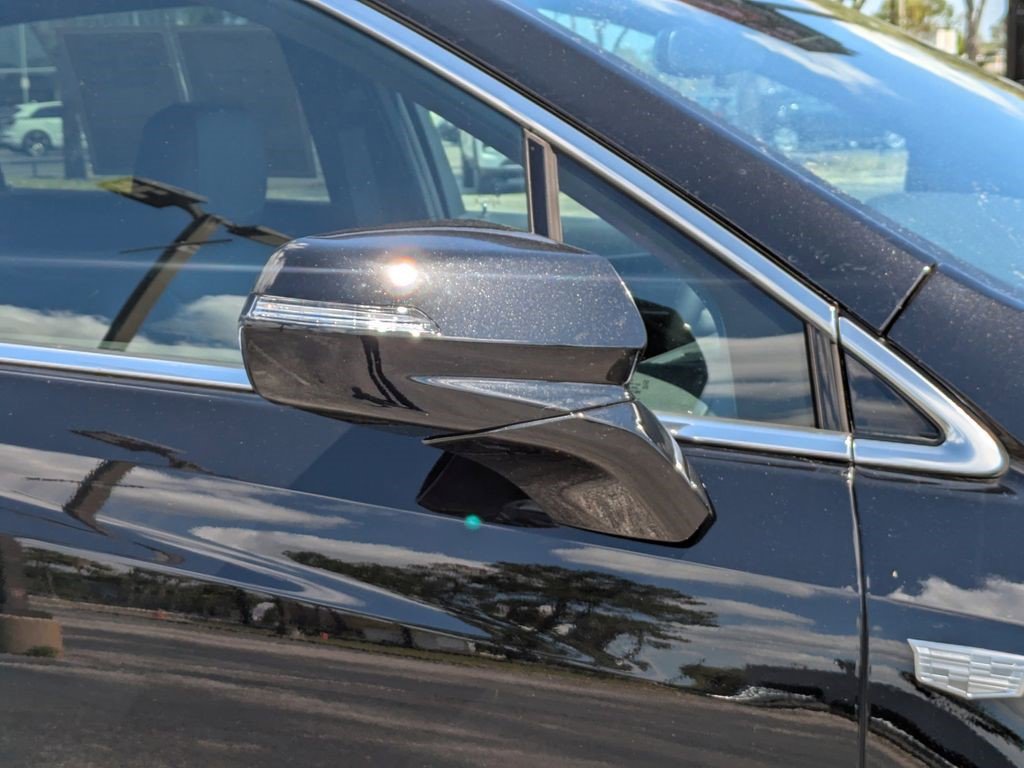 Certified 2025 Cadillac XT5 Luxury image 9