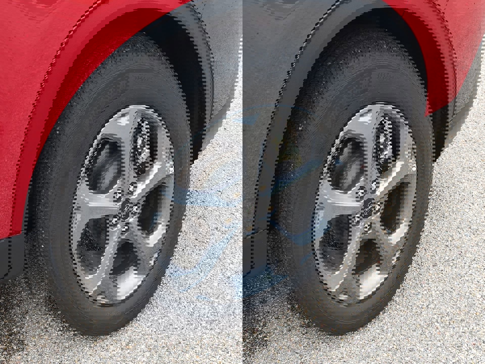 Certified 2025 Ford Escape ST-Line Select AWD/4WD image 10