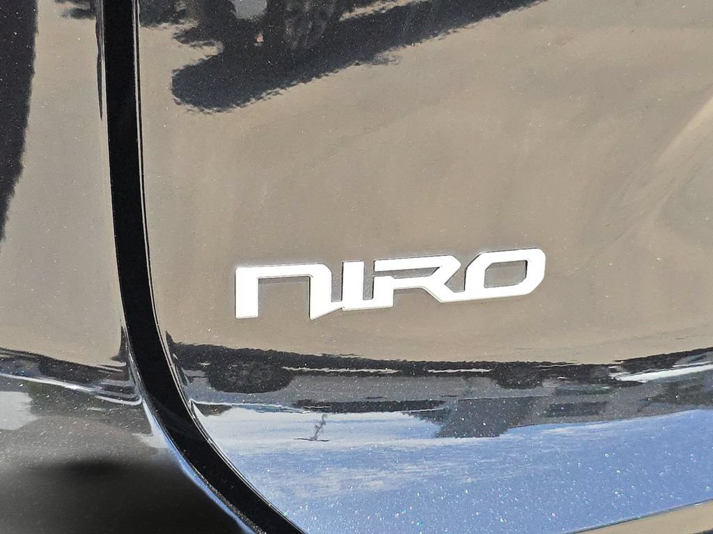 Used 2023 Kia Niro EX FWD image 37