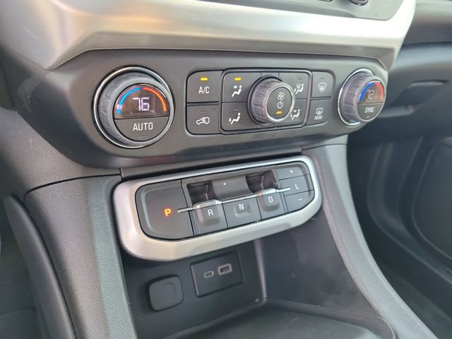 Used 2023 GMC Acadia SLE w/ Driver Convenience Package image 23