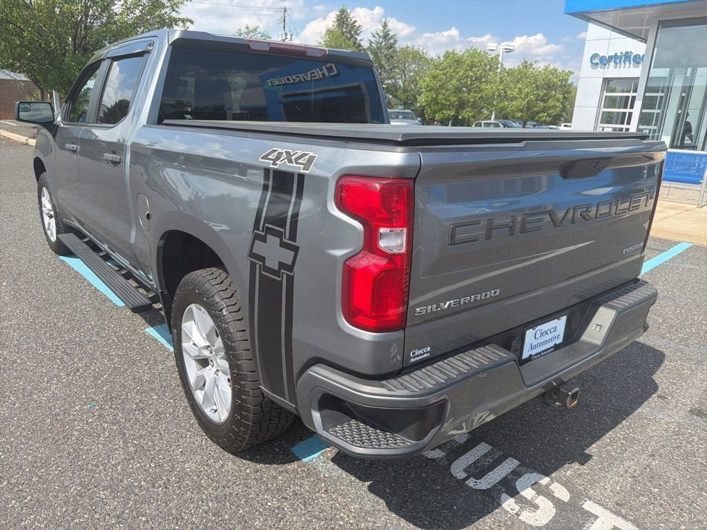 Used 2019 Chevrolet Silverado 1500 Custom w/ Custom Value Package AWD/4WD image 11