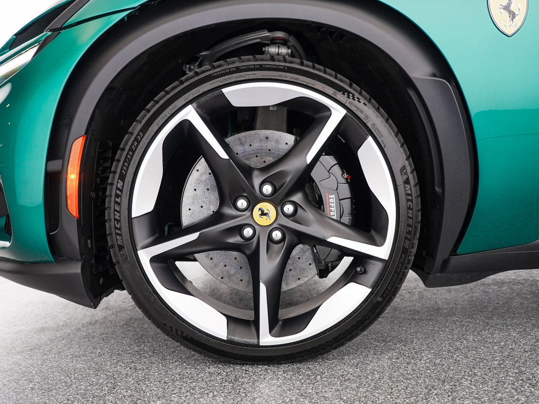 Used 2023 Ferrari Purosangue AWD/4WD image 28