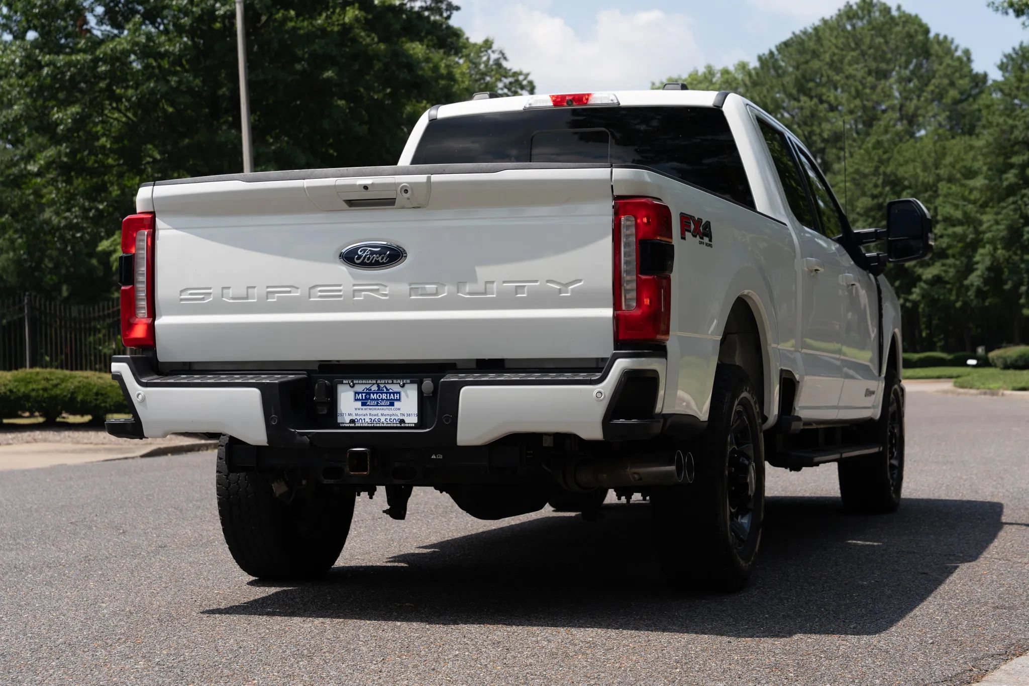 Used 2023 Ford F250 Lariat w/ Lariat Ultimate Package AWD/4WD image 6