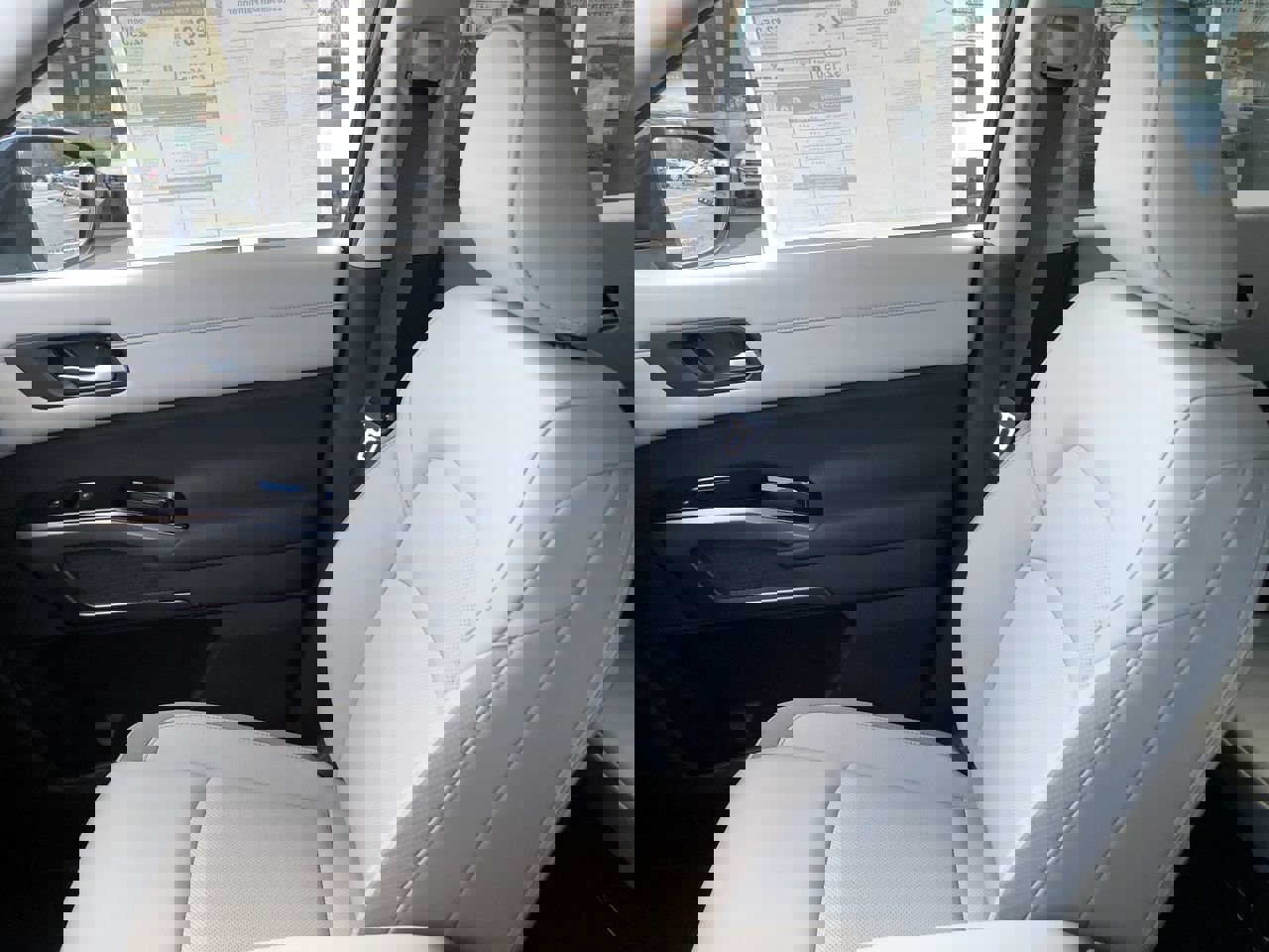 New 2026 Nissan Pathfinder SL image 32