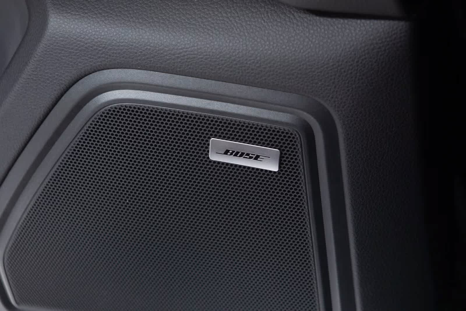 Certified 2026 Porsche Macan AWD/4WD image 32