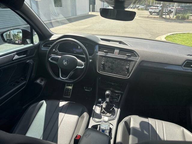 Used 2023 Volkswagen Tiguan SE R-Line FWD image 12