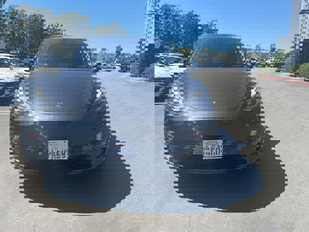 Used 2024 Tesla Model Y Long Range image 4