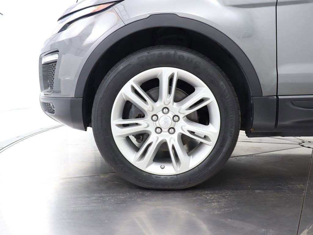 Used 2019 Land Rover Range Rover Evoque SE Premium AWD/4WD image 46