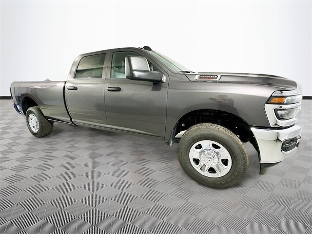 New 2026 RAM 2500 Tradesman image 3