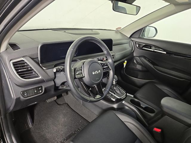 Certified 2025 Kia Seltos EX image 16