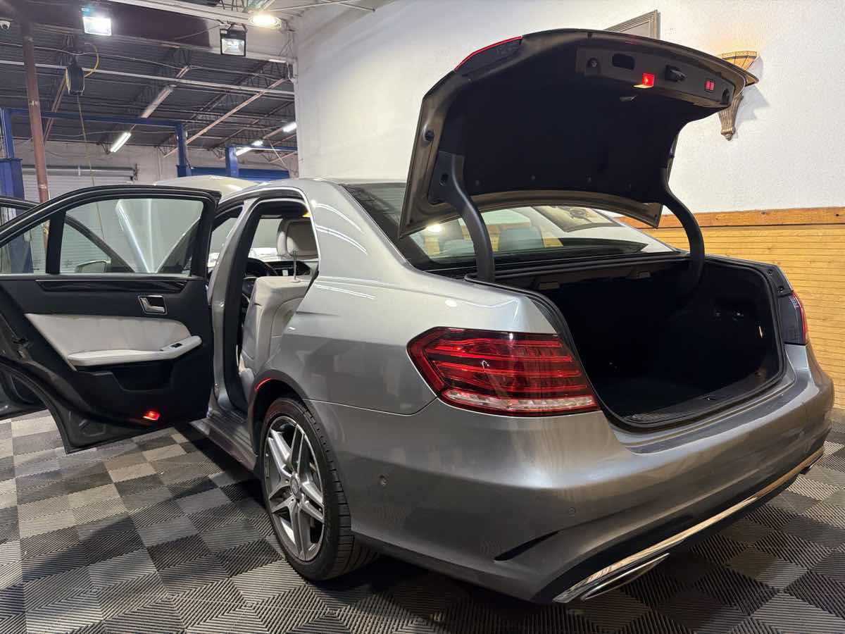 Used 2014 Mercedes-Benz E 550 4MATIC Sedan w/ Premium 1 Package image 13