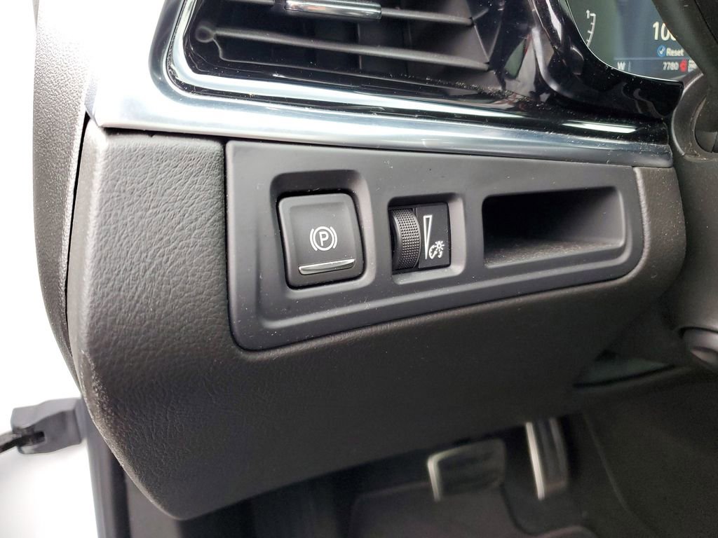 Certified 2024 Cadillac XT6 Sport image 11