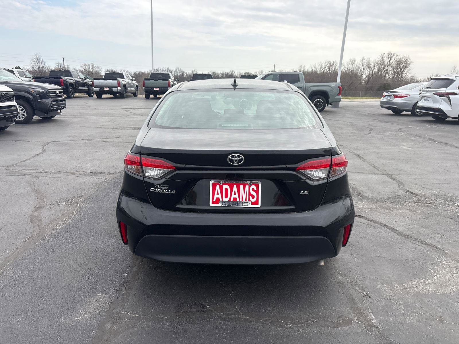 Used 2023 Toyota Corolla LE FWD image 7