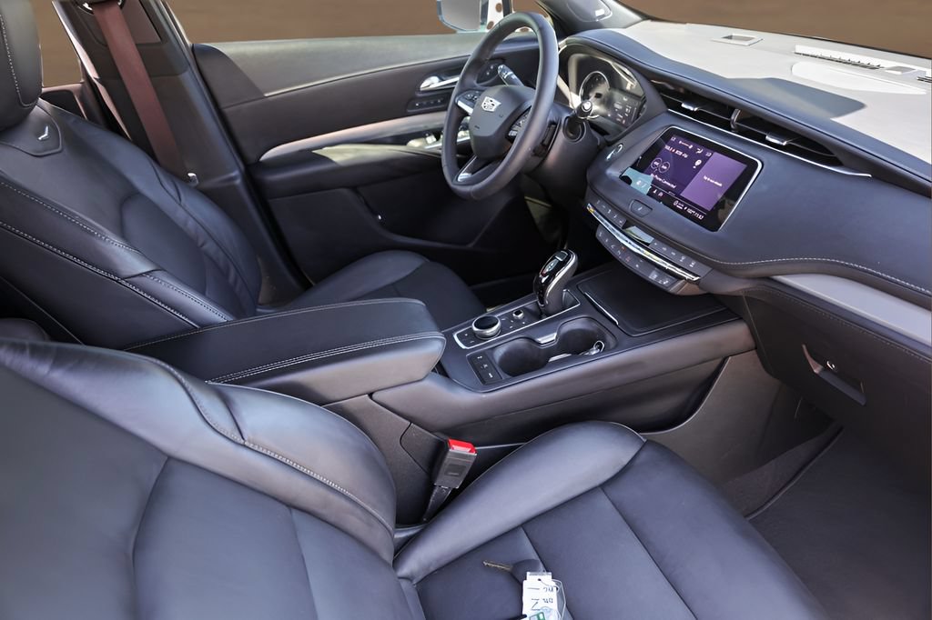 Certified 2022 Cadillac XT4 Premium Luxury w/ Enhanced Visibility Package AWD/4WD image 30