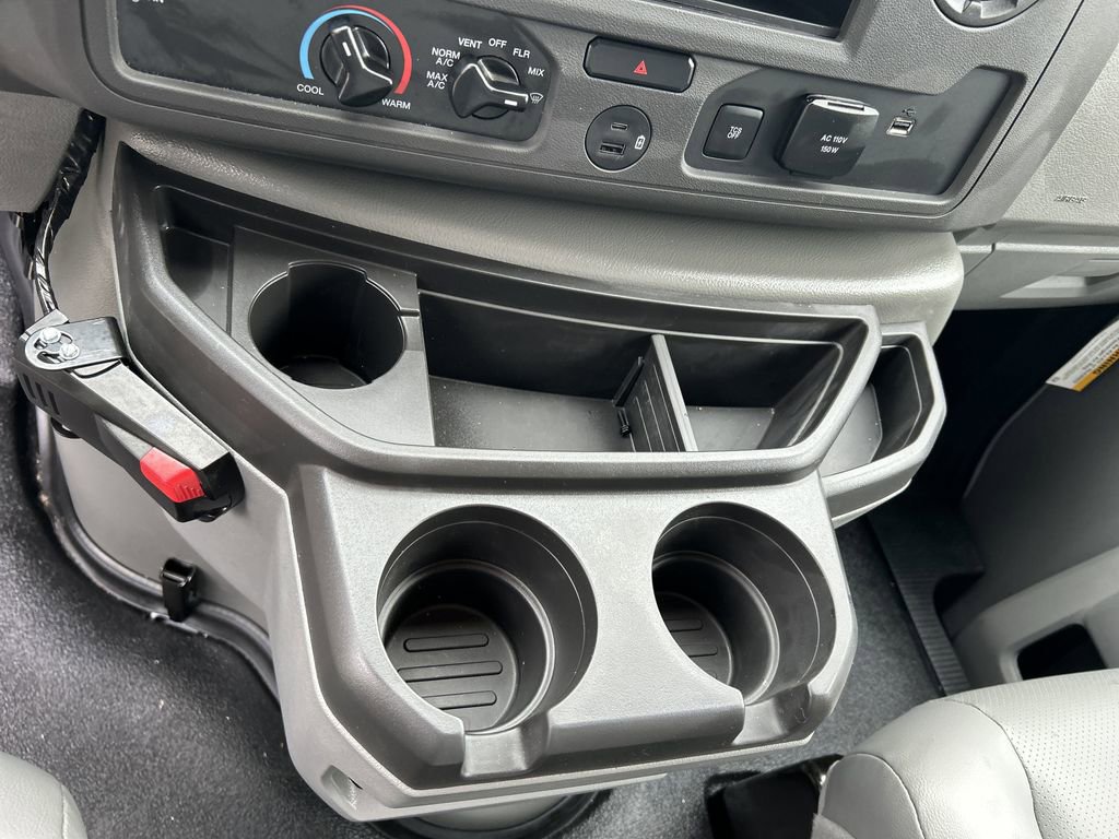 New 2026 Ford E-350 and Econoline 350 Super Duty w/ Power Equipment Group image 19