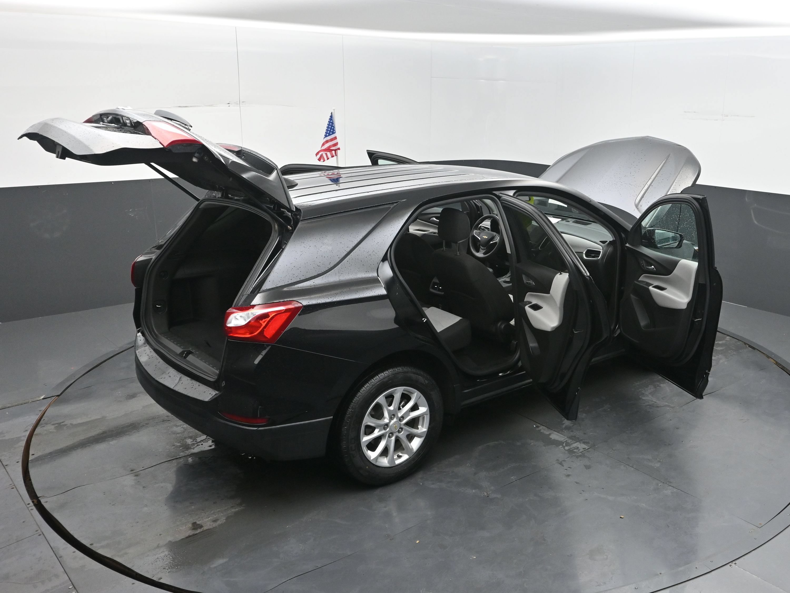 Used 2021 Chevrolet Equinox LS w/ LS Convenience Package FWD image 47