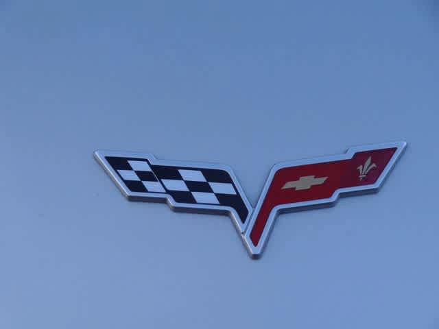 Used 2005 Chevrolet Corvette Coupe w/ Preferred Equipment Group RWD image 32