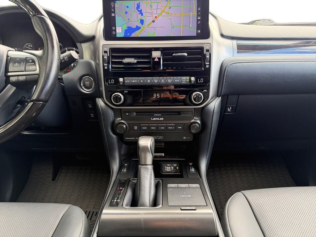 Used 2022 Lexus GX 460 Premium w/ Accessory Package AWD/4WD image 12