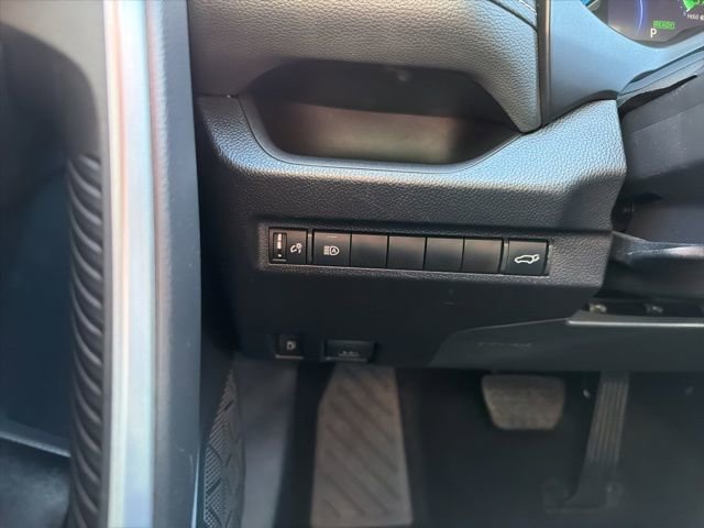 Used 2024 Toyota RAV4 XLE w/ Convenience Package image 13