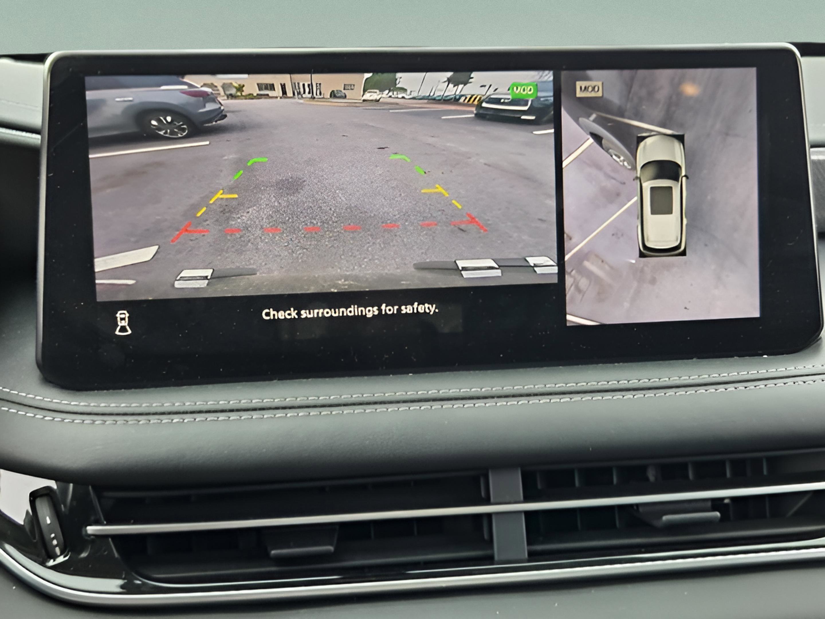 Used 2023 INFINITI QX60 Luxe w/ Vision Package image 18