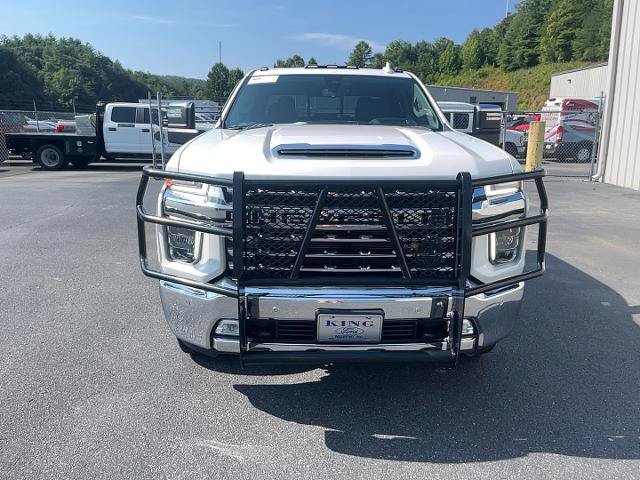 Used 2021 Chevrolet Silverado 3500 LTZ w/ LTZ Convenience Package AWD/4WD image 3