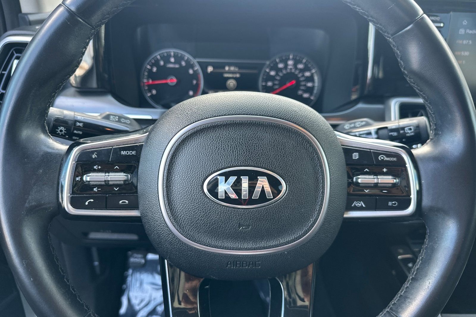 Used 2021 Kia Sorento S image 37