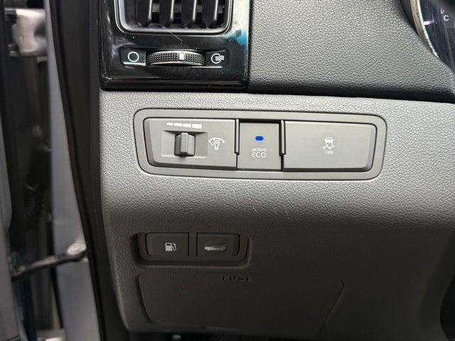 Used 2012 Hyundai Sonata Limited w/ Navigation Pkg image 15